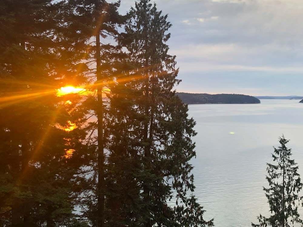 Sunset-view-of-anacortes-Padilla-Bay-from-waterfront-home.